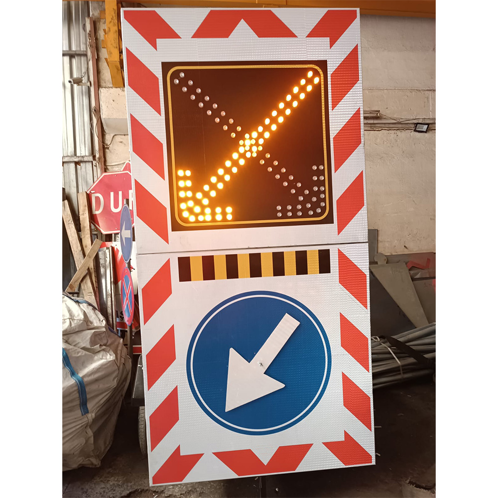 Traffic Warning Trailer - Trailer Warning Systems Illuminated Trailer Price