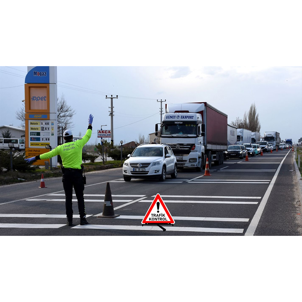 Traffic Control Sign Triangular Footed Traffic Sign