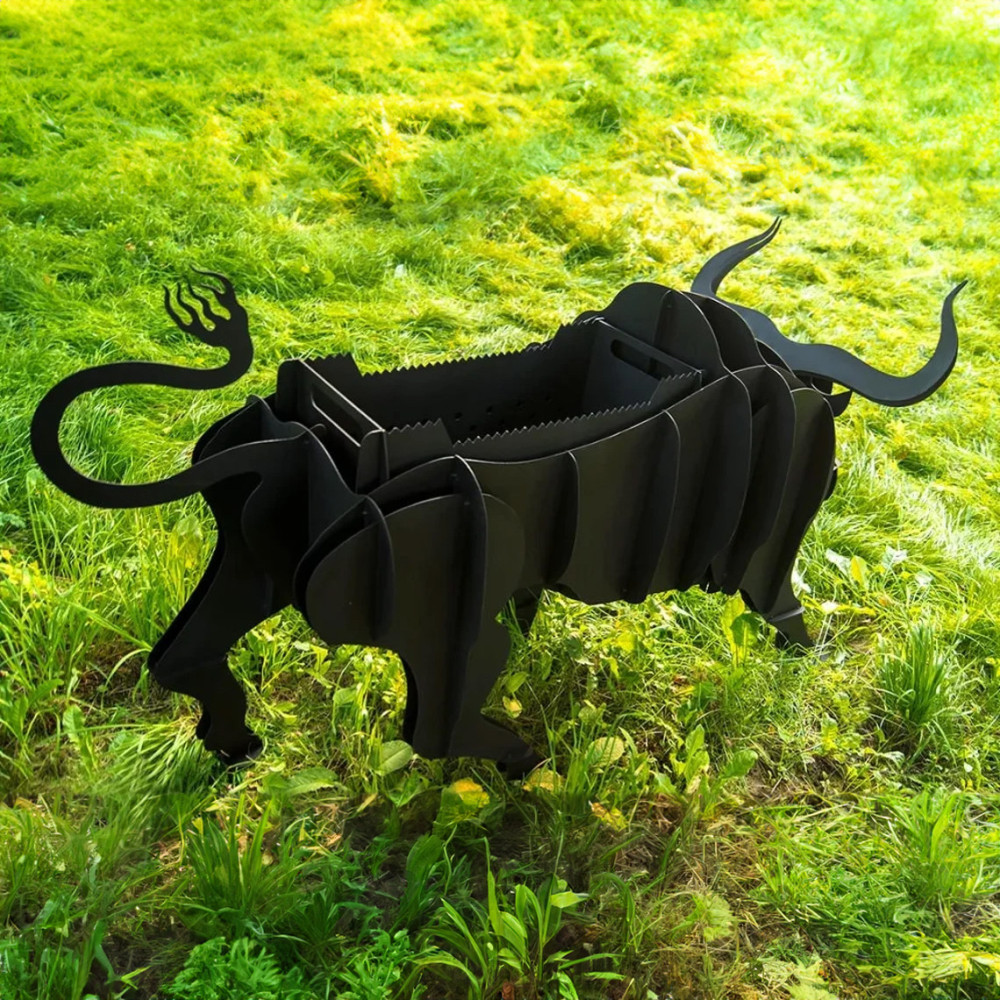 Bull Shaped Barbecue, Charcoal Barbecue, Metal Bull Barbecue