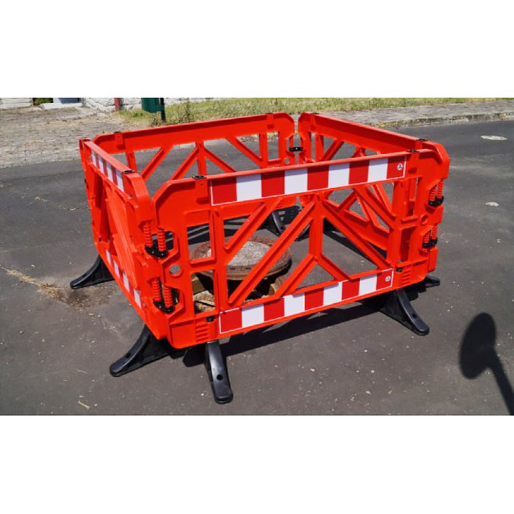 Plastic Safety Barrier Security Barricade 1500x1000mm 4 Color Options